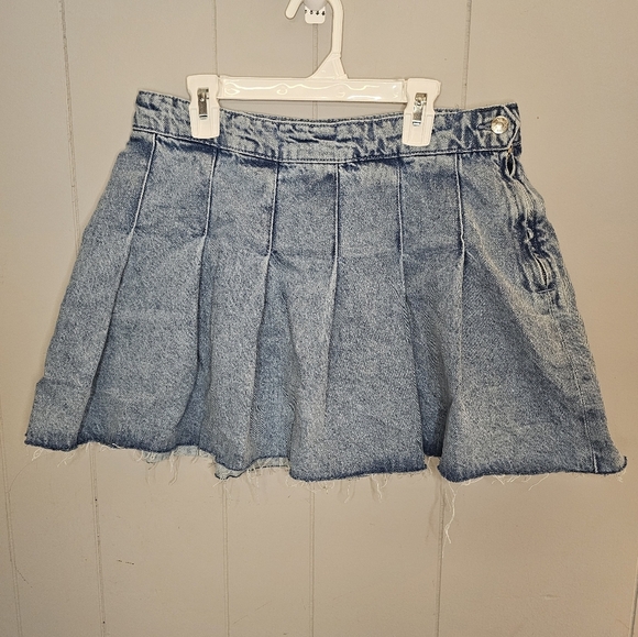 ZARA Pleated Raw Edge Denim Skirt, Medium - Picture 1 of 6